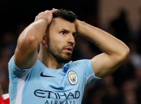 Δεν γλύτωσε το χειρουργείο ο Αγκουέρο