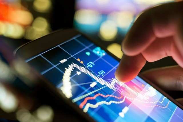 ΟΟΣΑ: Απειλούνται από την αυτοματοποίηση το 23% των θέσεων στην Ελλάδα