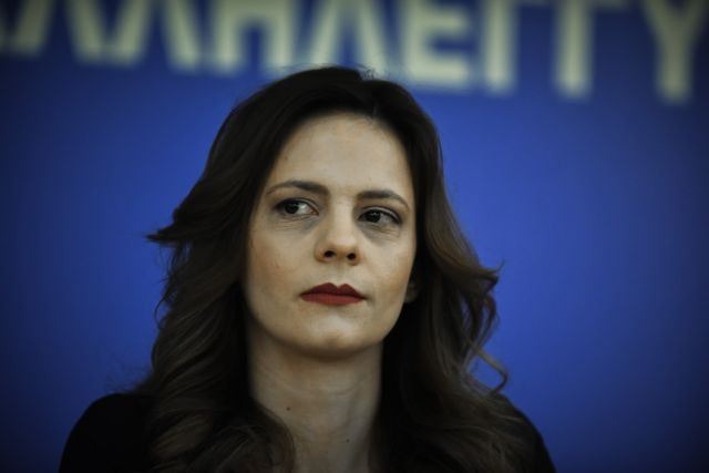 Αχτσιόγλου: Η έξοδος από τα μνημόνια «χαρίζει» τη νίκη στις εκλογές