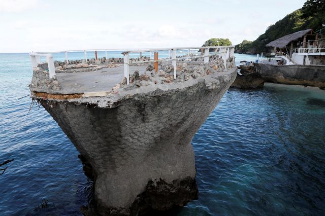 Boracay: Εικόνες θλίψης στο κορυφαίο θέρετρο των Φιλιππίνων