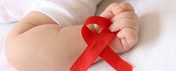 Θάνατος οροθετικού βρέφους επειδή η μητέρα πίστευε πως το AIDS είναι «μύθος»