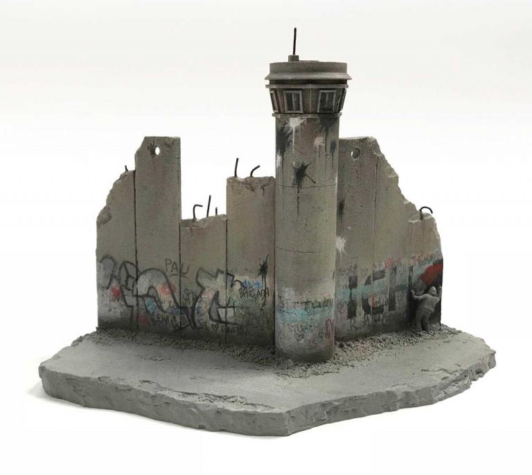 Σουβενίρ τέχνης από το The Walled Off Hotel» του Banksy