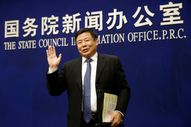 Το Πεκινό απαντά στην Ουάσινγκτον με δασμούς σε σόγια, αεροσκάφη και αυτοκίνητα