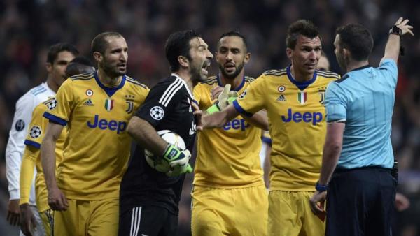 Η 5η αποβολή τού Μπουφόν σε 1.046 αγώνες