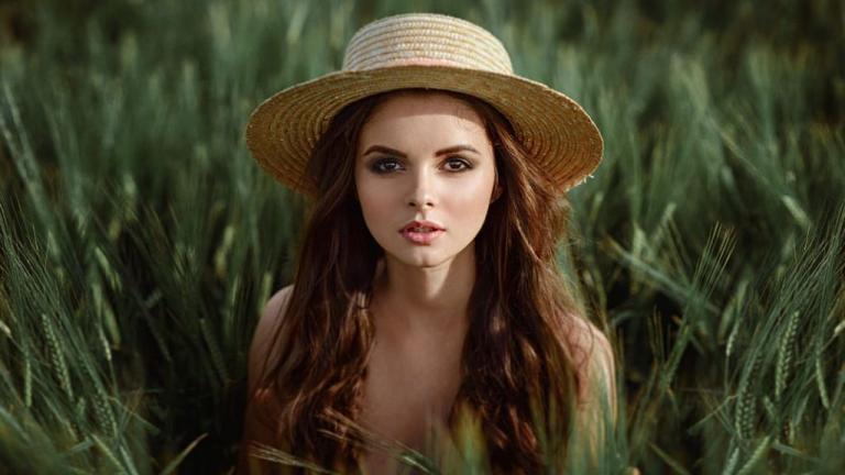 Φόρα το καπέλο σου τώρα!