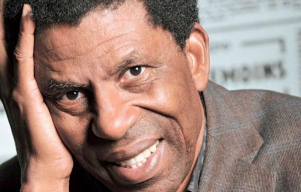 Ντανί Λαφεριέρ: Η αδιάφθορη Αϊτή των Ιδεών