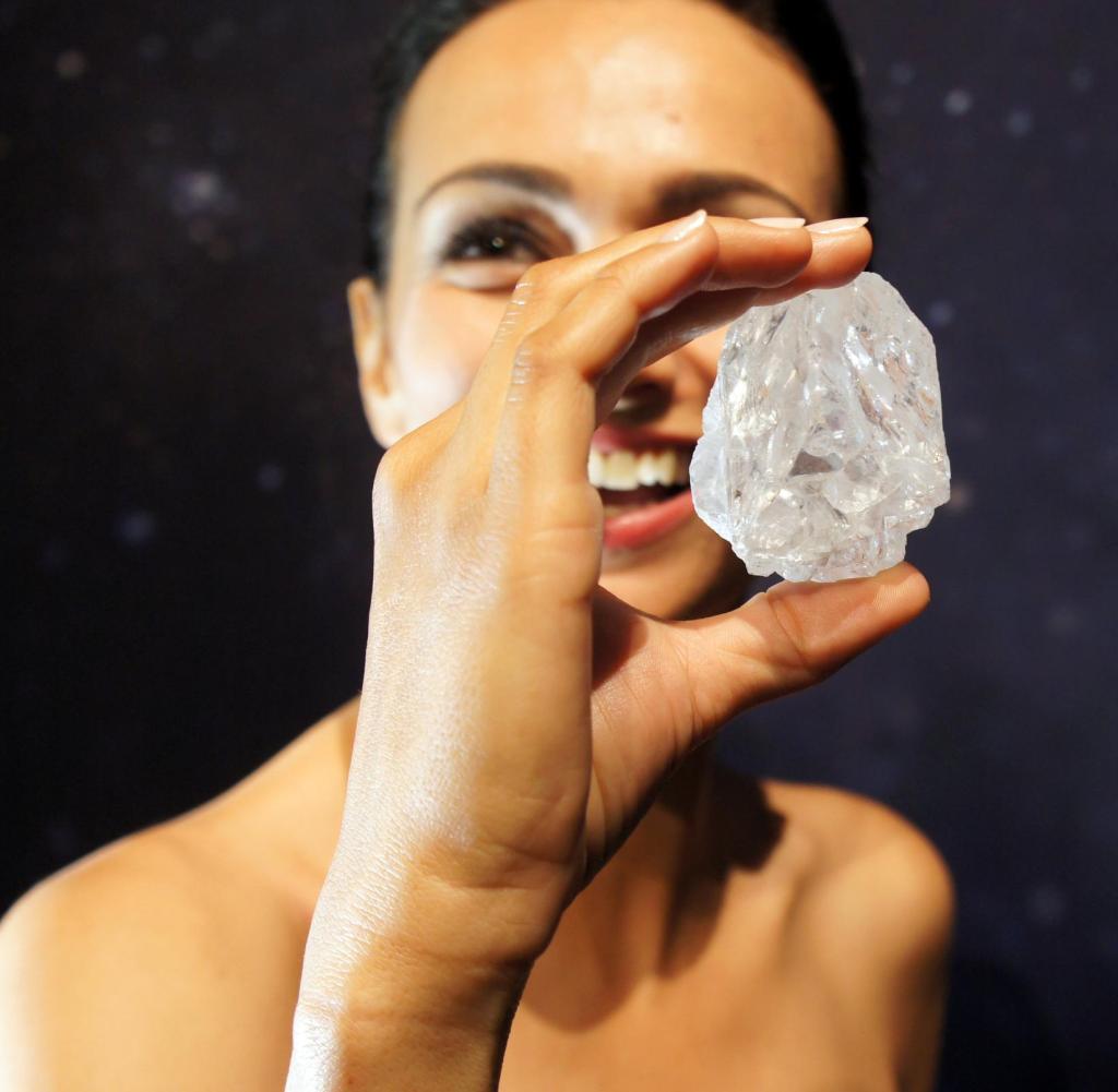 Γιατί εμφανίζονται τόσα πολλά γιγαντιαία διαμάντια;