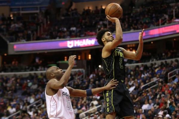 Εξαιρετικός Ντόρσεϊ στην ήττα των Χοκς