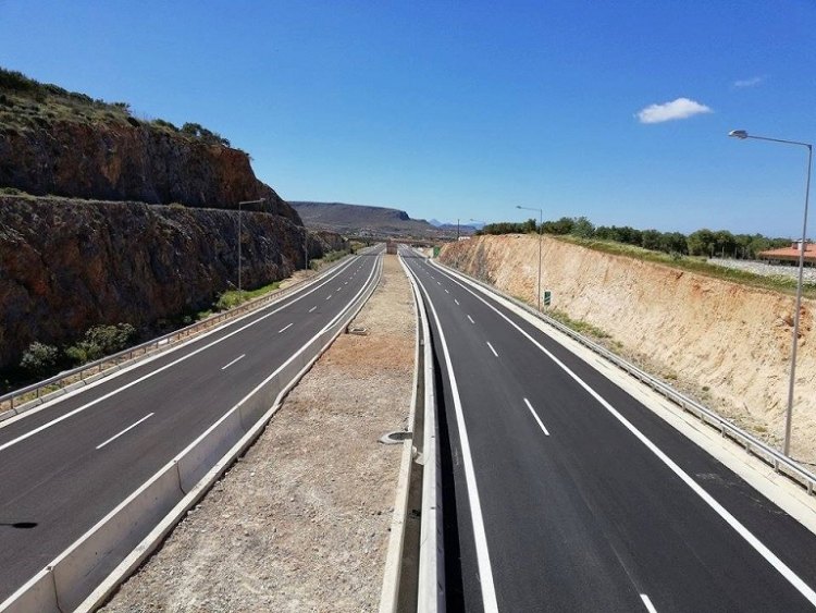 Νέος δρόμος σύγχρονων προδιαγραφών ενώνει τις Γούρνες με την Χερσόνησο