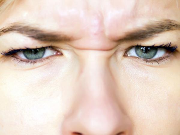 Πως τα φρύδια βοήθησαν στην εξέλιξη της ανθρώπινης επικοινωνίας