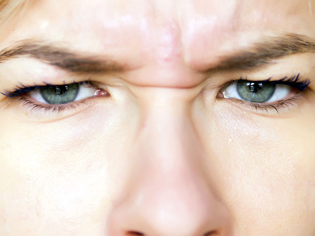 Πως τα φρύδια βοήθησαν στην εξέλιξη της ανθρώπινης επικοινωνίας