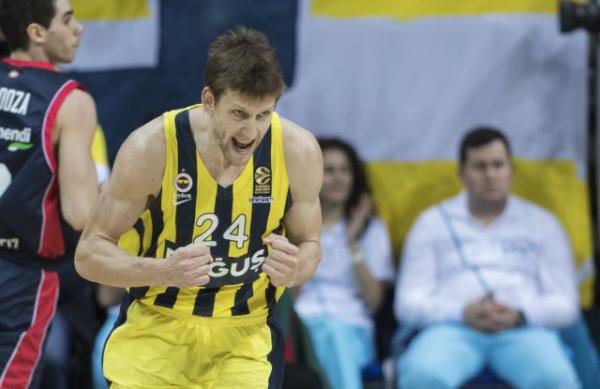 Μία νίκη μακριά από το Final 4 η «Φενέρ», 2-0 την Μπασκόνια