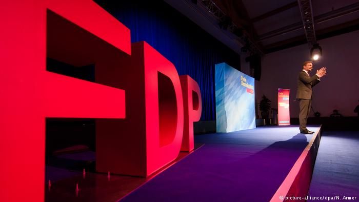 «Όχι» στις φρεγάτες από τους… Φιλελεύθερους