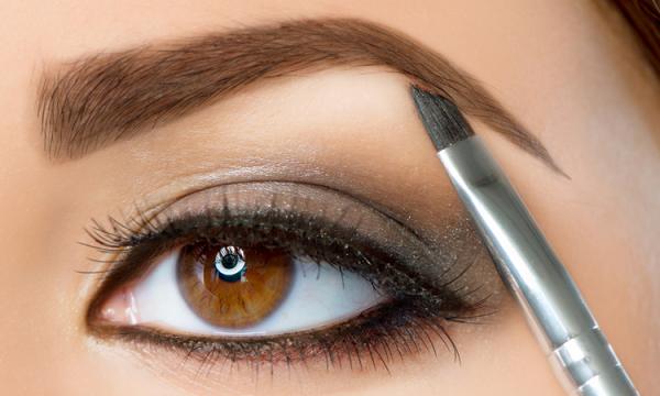 Μια λύση για την οικονομία: Έντονα φρύδια