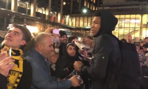 Αποθεώθηκε ο Γιάννης από τους Έλληνες της Νέας Υόρκης [Βίντεο]