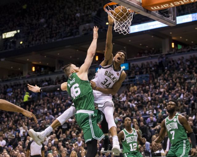 Νικητήριο καλάθι ο Αντετοκούνμπο και Μπακς – Σέλτικς 2-2 [Βίντεο]