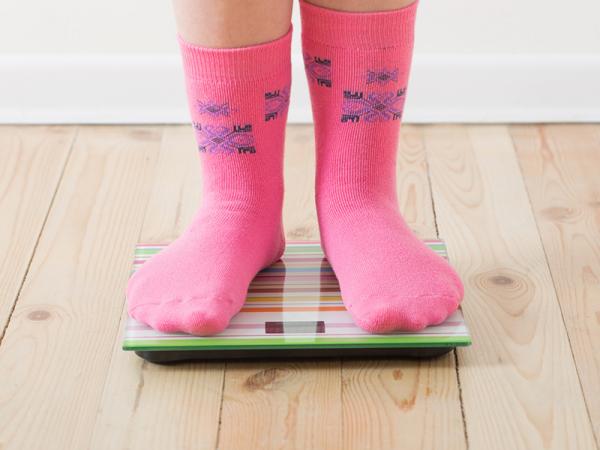 Η πρώιμη εμμηναρχή αυξάνει τον κίνδυνο παχυσαρκίας