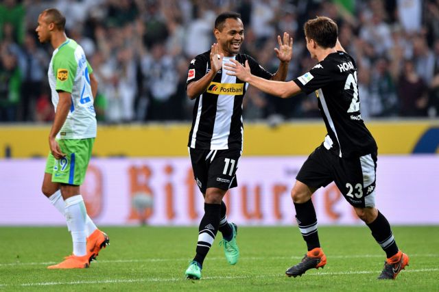 Άνετη νίκη της Γκλάνμπαχ, 3-0 τη Βόλφσμπουργκ