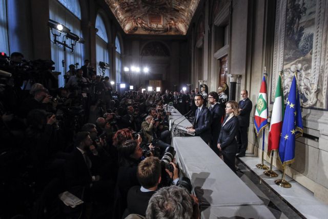 Παραμένει το πολιτικό αδιέξοδο στην Ιταλία