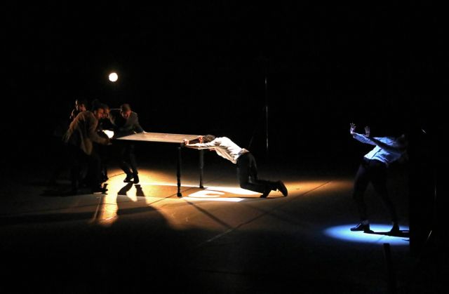 Μια «χορευτική» ματιά στην κοινωνική, συναισθηματική και ψυχολογική βία γύρω μας