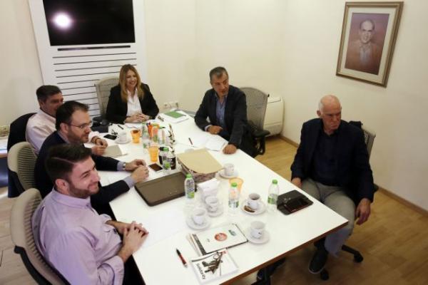 «Όχι» σε συνεργασίες με ΣΥΡΙΖΑ – ΝΔ από το Κίνημα Αλλαγής