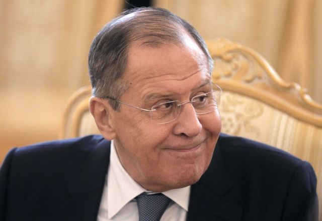 Λαβρόφ: Σκηνοθετημένη από «ρωσοφοβική» χώρα η επίθεση με χημικά