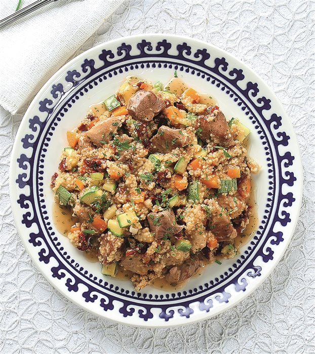 Χοιρινός λαιμός με λιαστές ντομάτες