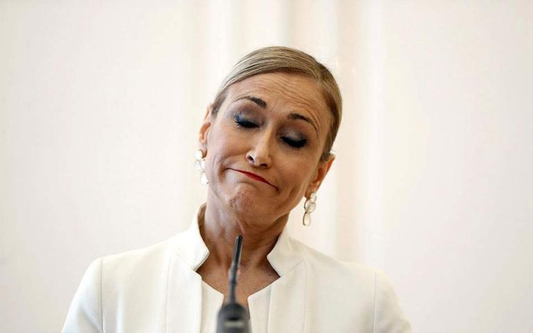 Διπλό σκάνδαλο και παραίτηση για την πρόεδρο της περιφέρειας Μαδρίτης