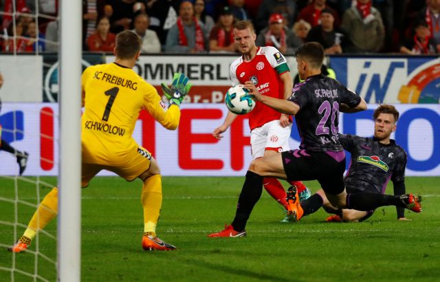 Απίστευτο σκηνικό στο Μάιντς – Φράιμπουργκ ελέω… VAR