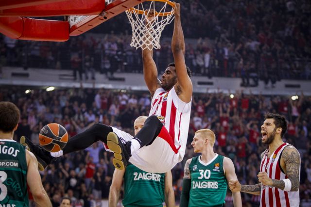 Με καρδιά χιλίων λεόντων ο Ολυμπιακός ισοφάρισε τη Ζαλγκίρις