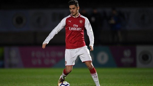 Βασικός ο Μαυροπάνος στο ντέρμπι με την Μάντσεστερ Γιουνάιτεντ (εικόνα)