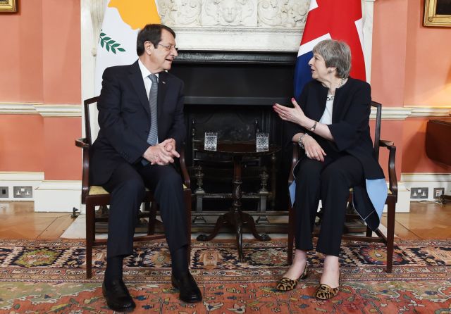 Την παρέμβαση της Μέι ζήτησε ο Αναστασιάδης για την κυπριακή ΑΟΖ