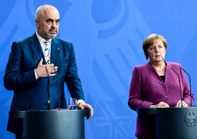 Στήριξη Μέρκελ στην ενταξιακή πορεία της Αλβανίας μόνο με «μεταρρυθμίσεις»
