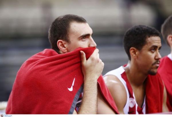 Εκτός για 3 εβδομάδες ο Μιλουτίνοφ