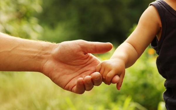 Το μωρό είχε και πατέρα