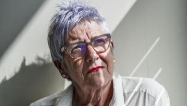 Η χήρα που ψάχνει δουλειά για τους δολοφόνους του συζύγου της