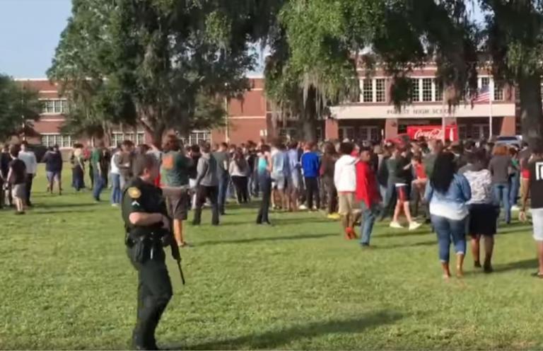 Ένας μαθητής τραυματίστηκε από πυροβολισμούς σε σχολείο των ΗΠΑ