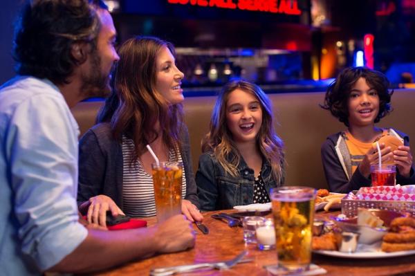 Τα 7 «μη ρεαλιστικά» πράγματα που περιμένουμε από τα παιδιά μας