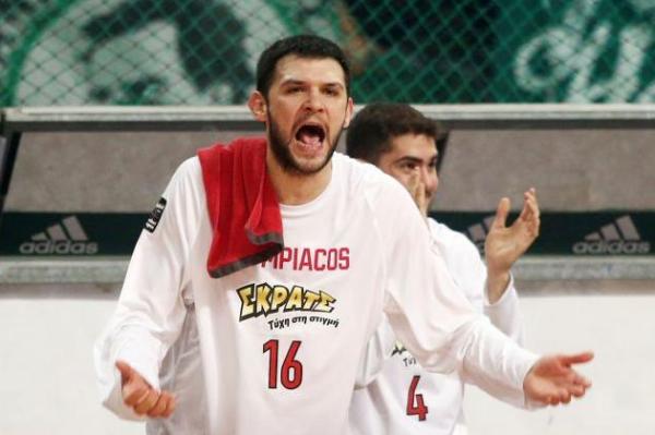 Πρόβλημα με Παπανικολάου στον Ολυμπιακό εν όψει Ζαλγκίρις