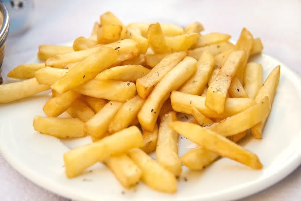 Τι είναι το επικίνδυνο ακρυλαμίδιο στα τρόφιμα