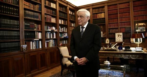 Όταν ζυγώνει η νύχτα στο Προεδρικό Μέγαρο