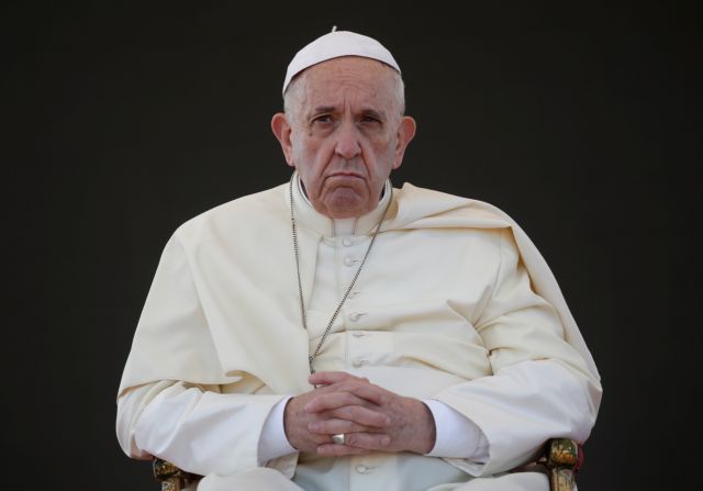 Ο Πάπας προσέφερε 3.000 παγωτά στους φτωχούς για τη γιορτή του