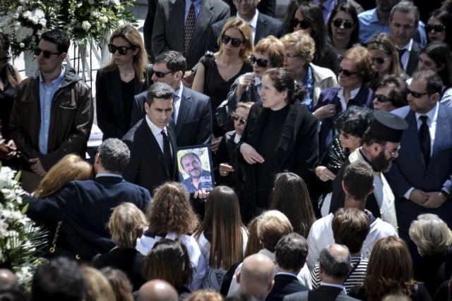 Πλήθος κόσμου είπε το τελευταίο αντίο στον Αλέξανδρο Σταματιάδη