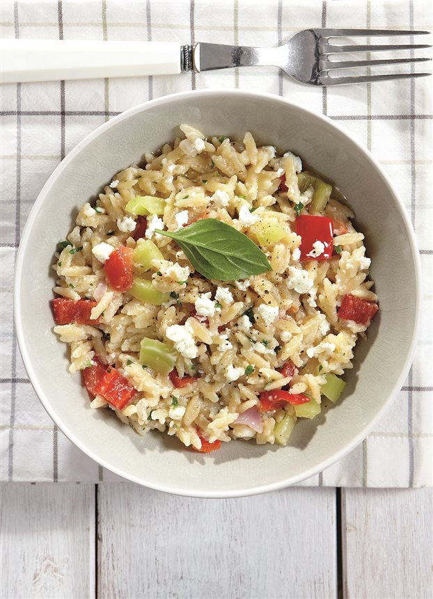 Mανέστρα με φέτα και λαχανικά