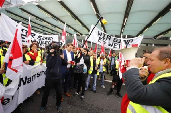 Ιστορικές αυξήσεις έλαβαν οι γερμανοί δημόσιοι υπάλληλοι