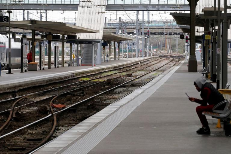 Η απεργία των σιδηροδρομικών υπαλλήλων στη Γαλλία