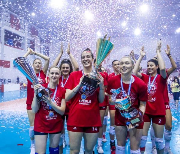 Μαρινάκης: «Έγραψαν Ιστορία και μια ακόμη χρυσή σελίδα»