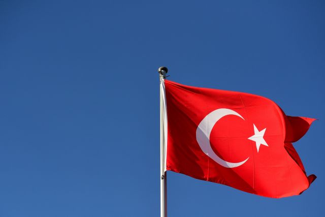 Τρίμηνη παράταση της έκτακτης ανάγκης στην Τουρκία