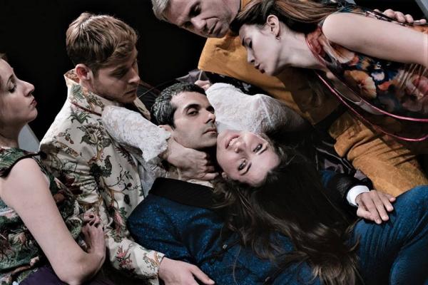 Δώδεκα θεατρικές πρεμιέρες της άνοιξης