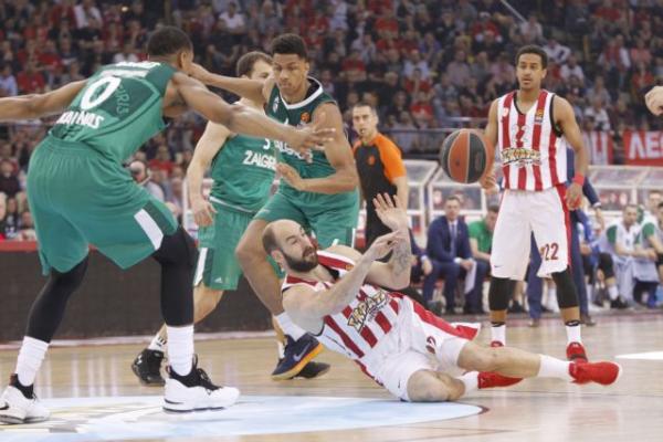 Ήττα του Ολυμπιακού στην παράταση και «break» από τη Ζαλγκίρις